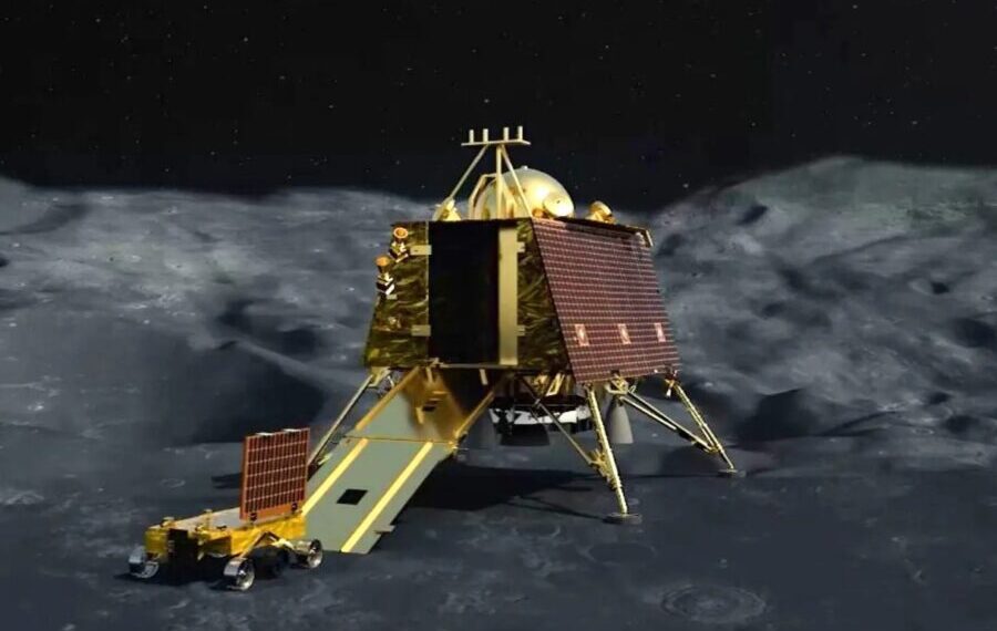 Chandrayaan-3 Mission Soft-landing LIVE Telecast Lander-on-Moon